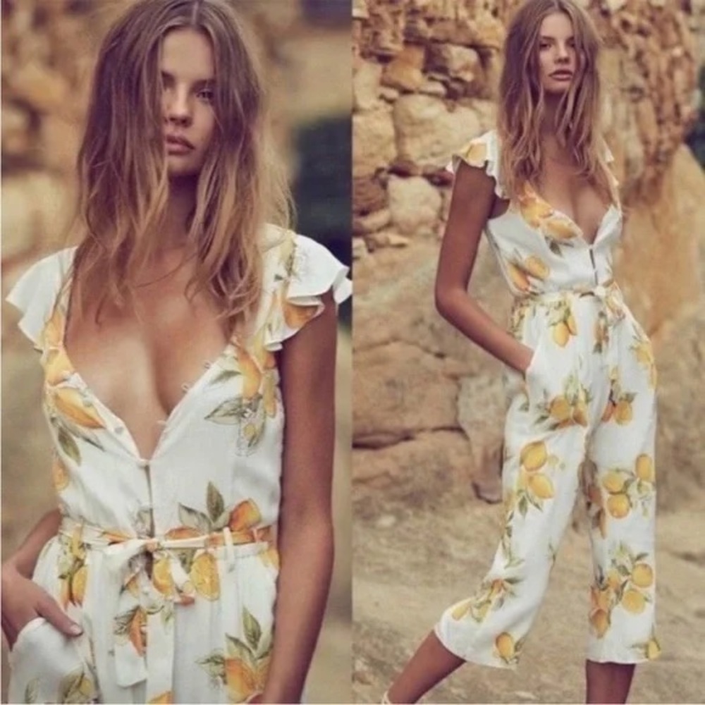 Gorgeous lemon print jump suit.